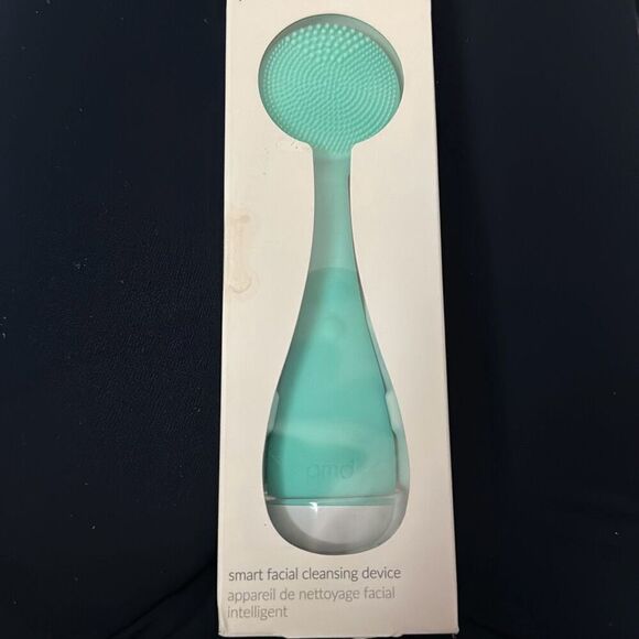 Smart Facial Cleansing Device - Picture 1 of 1